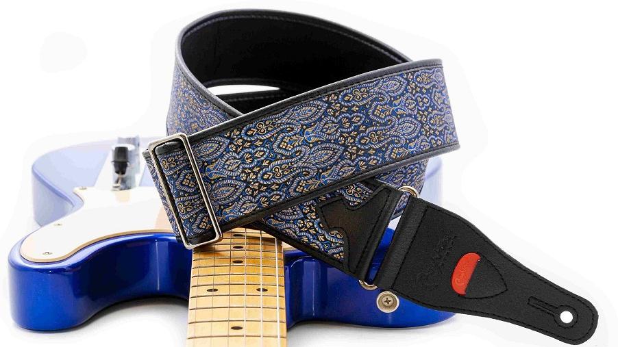 As nossas guitarras elétricas, amplificadores e acessórios